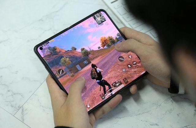 抖音和平精英飞机上唱歌